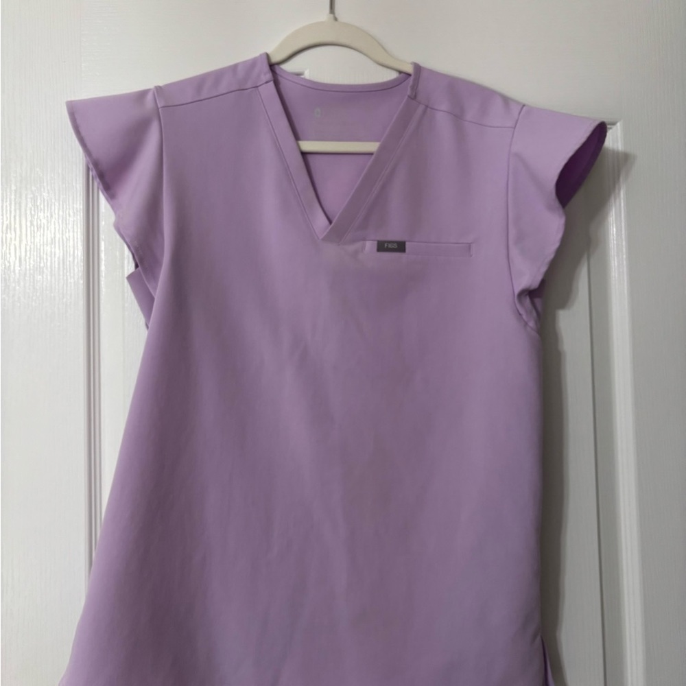 Lilac Women’s Scrub Set - Top & Jogger Pants - Picture 3 of 8